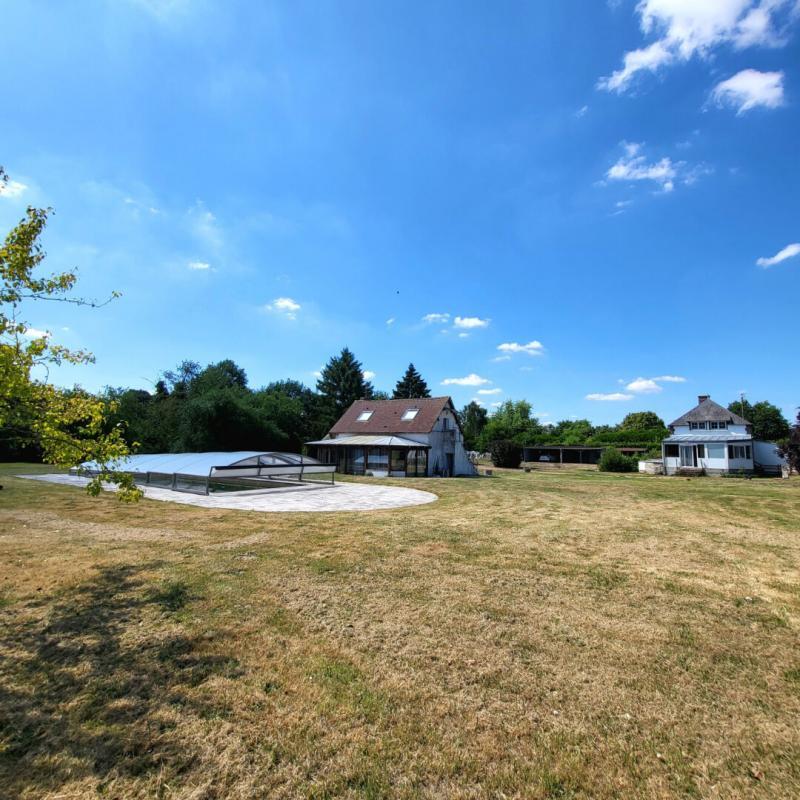 Maison - 359 m² - 13 pièces