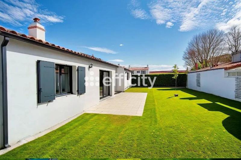 Maison - 102 m² - 5 pièces