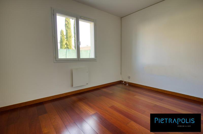 Maison - 137 m² - 5 pièces