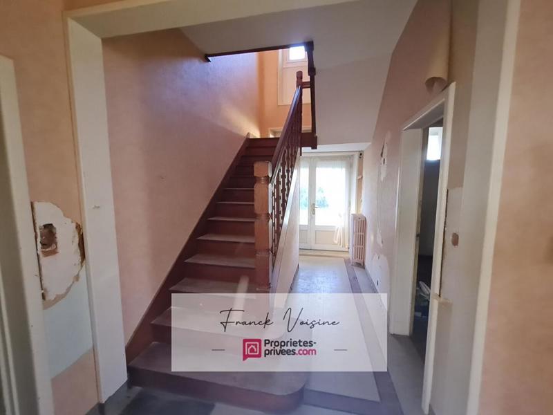 Maison - 212 m² - 8 pièces