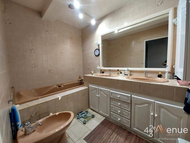 Appartement - 107 m² - 4 pièces