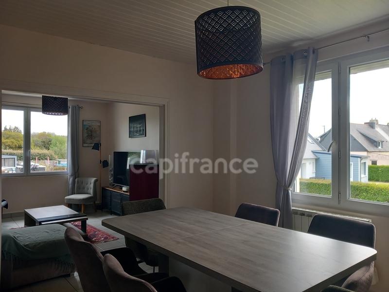 Maison - 138 m² - 8 pièces