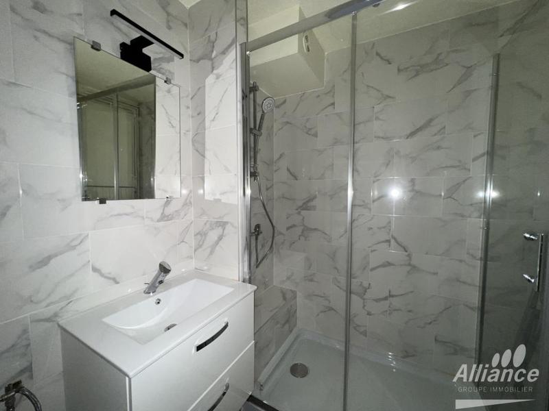 Appartement - 60 m² - 2 pièces