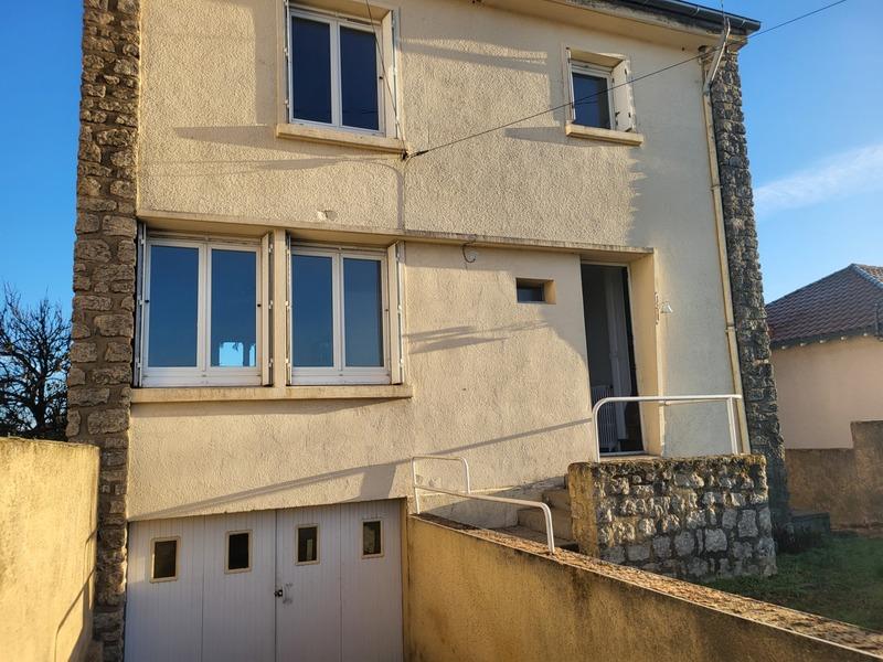 Maison - 80 m² - 4 pièces
