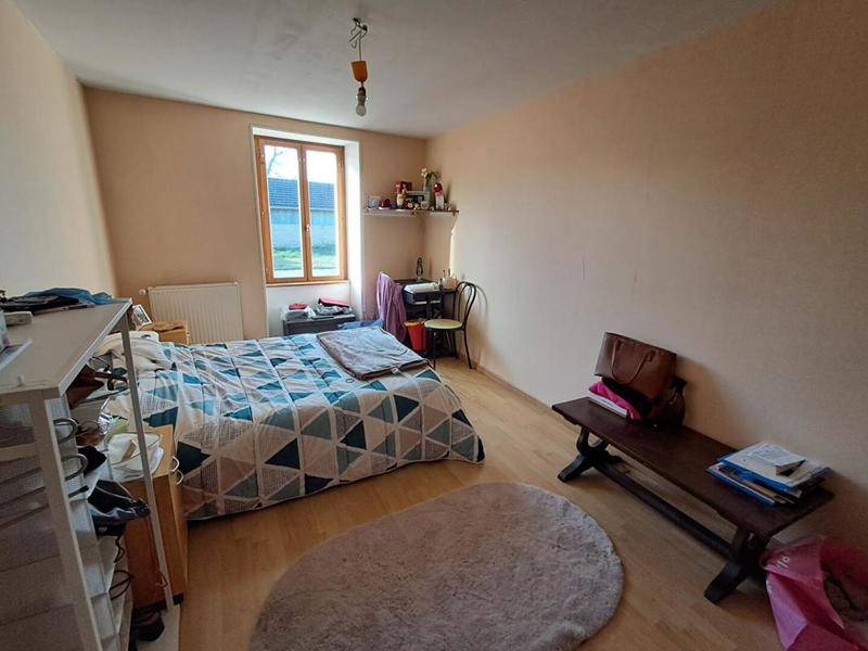 Maison - 144 m² - 8 pièces