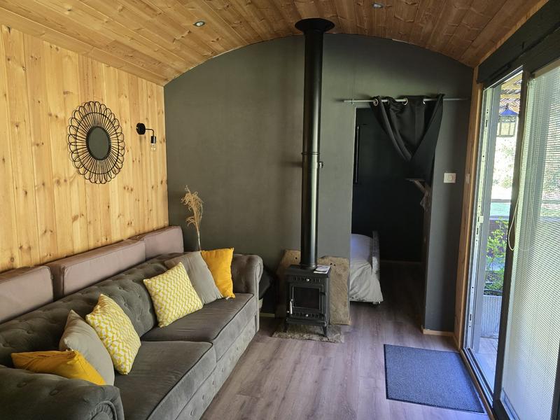 Moulin - 199 m² - 6 pièces