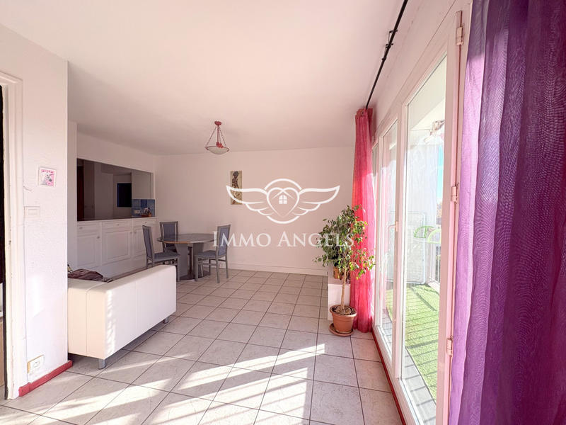 Appartement - 70 m² - 4 pièces