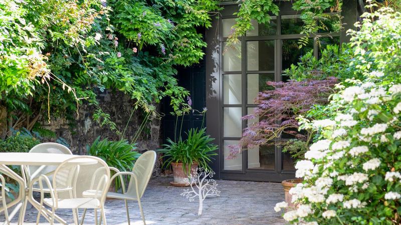 Hôtel particulier - 250 m² - 7 pièces