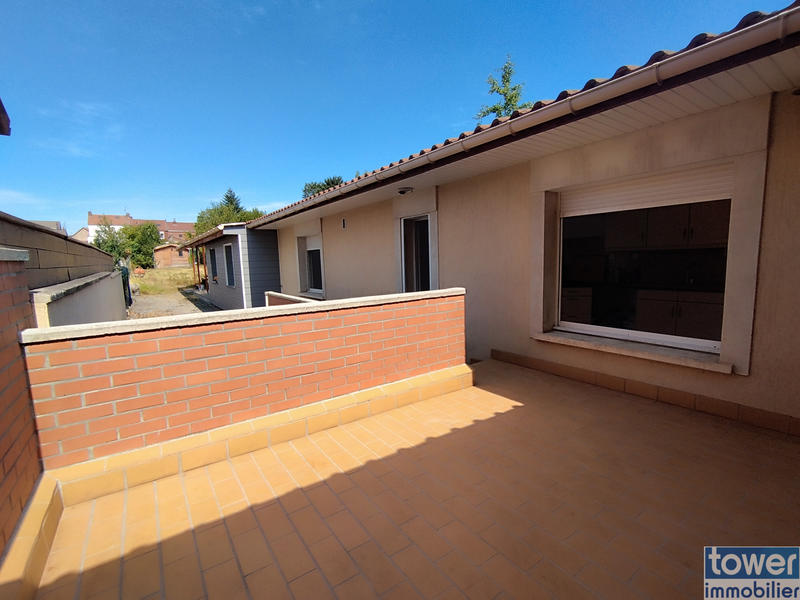 Maison - 92 m² - 5 pièces