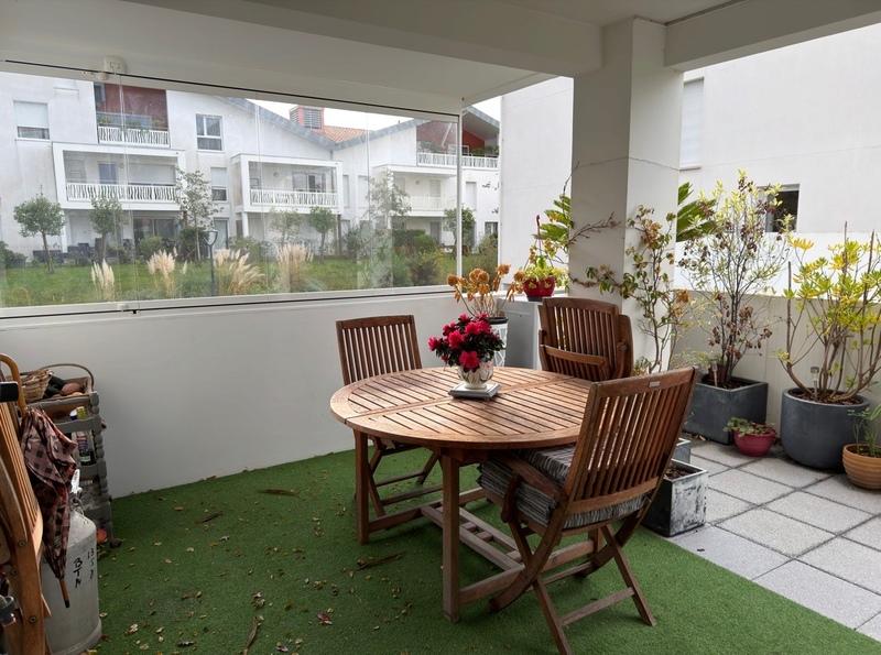 Appartement - 97 m² - 4 pièces