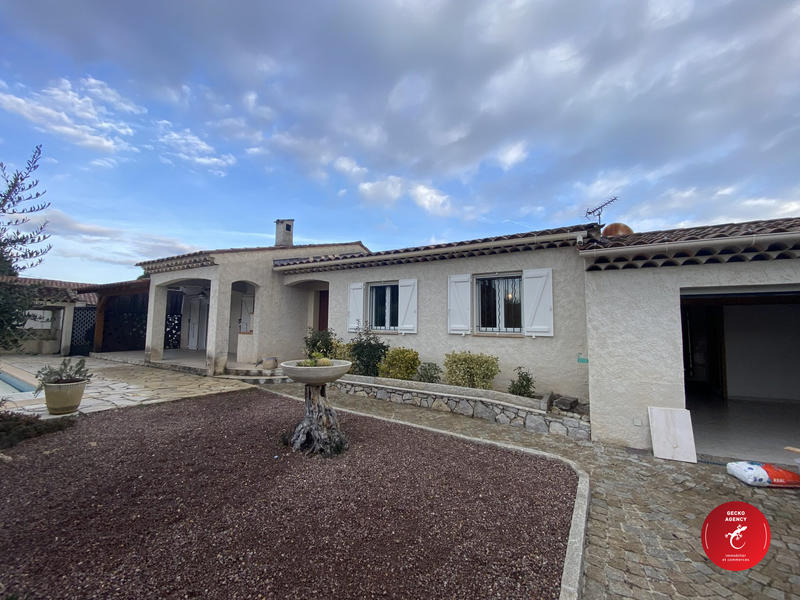 Villa - 105 m² - 5 pièces