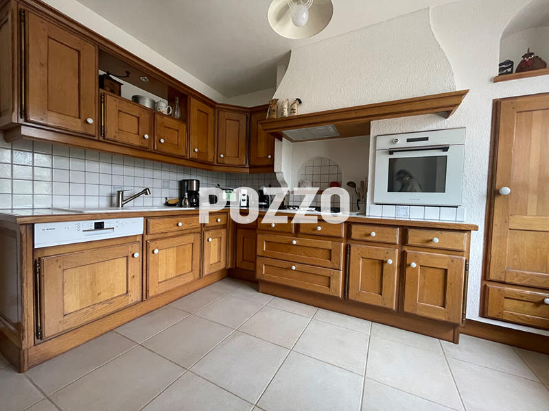 Maison - 147 m² - 5 pièces