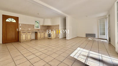 Maison - 75 m² - 3 pièces