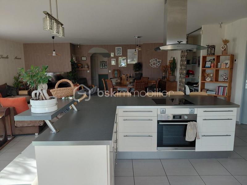 Villa - 210 m² - 7 pièces