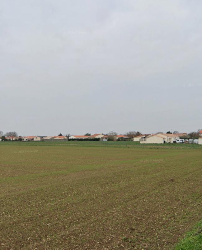 Terrain constructible - 103 753 m²