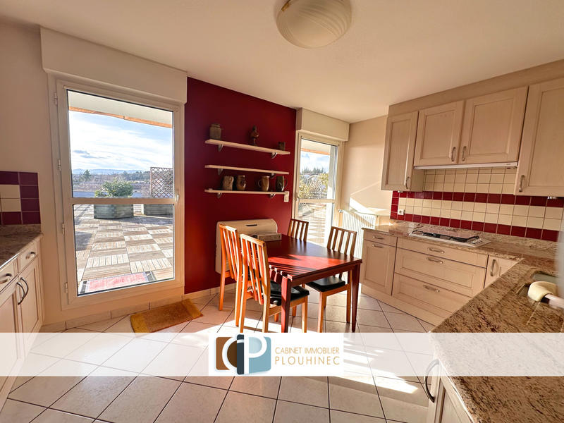 Appartement - 120 m² - 5 pièces