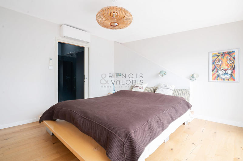 Appartement - 129 m² - 4 pièces