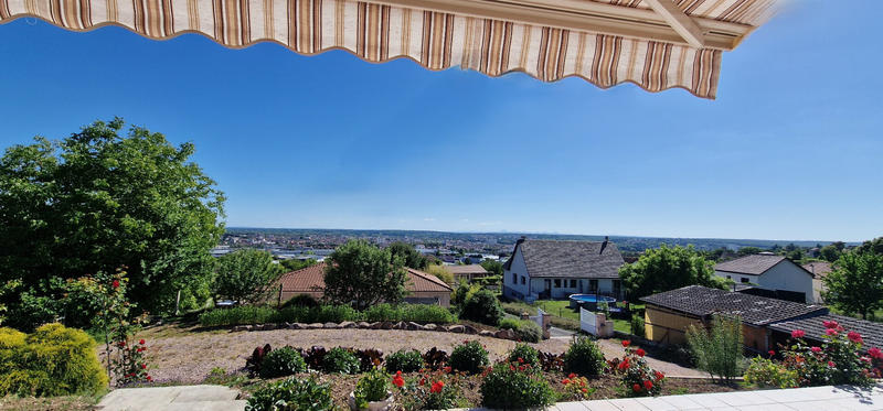 Maison - 108 m² - 5 pièces