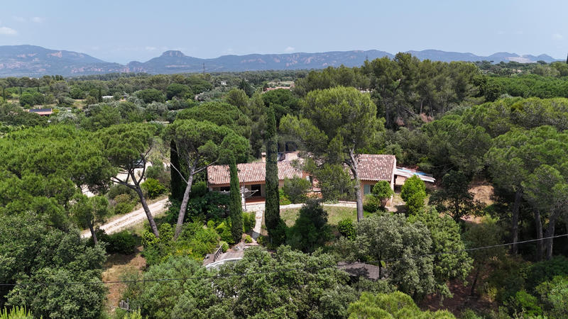 Villa - 140 m² - 4 pièces