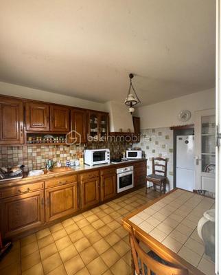 Maison de village - 147 m² - 8 pièces