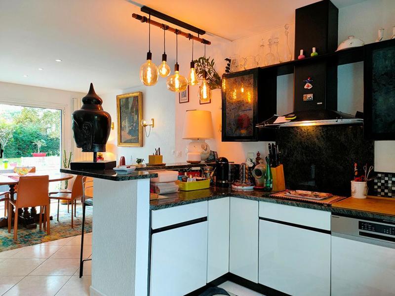 Maison - 208 m² - 8 pièces