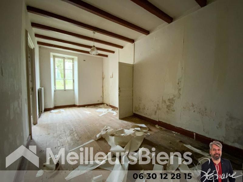 Maison - 250 m² - 7 pièces