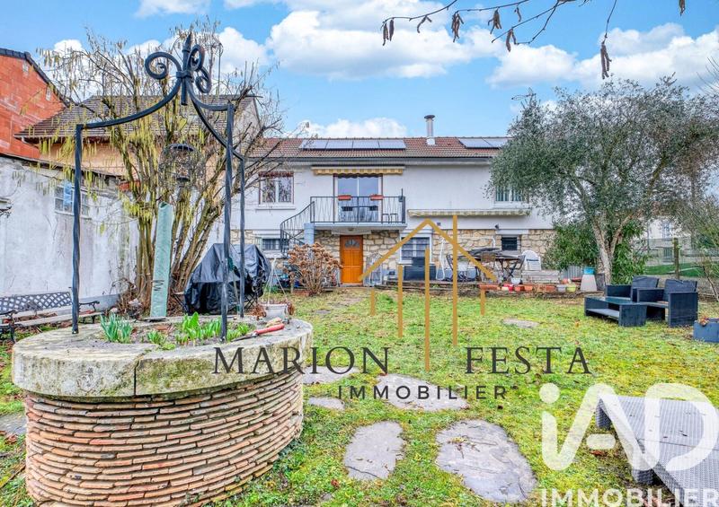 Maison - 111 m² - 5 pièces