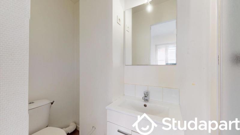 Chambre - 17 m² - 1 pièce