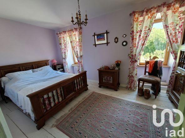 Maison - 320 m² - 11 pièces