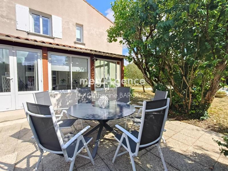 Maison de campagne - 220 m² - 5 pièces