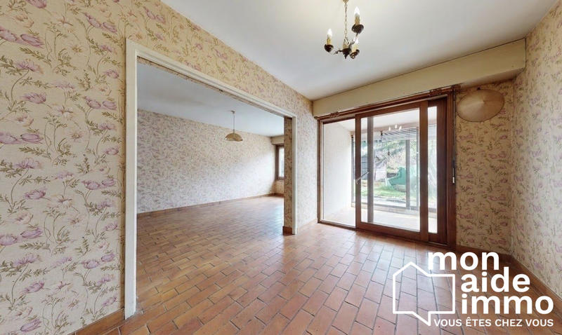 Maison - 90 m² - 5 pièces