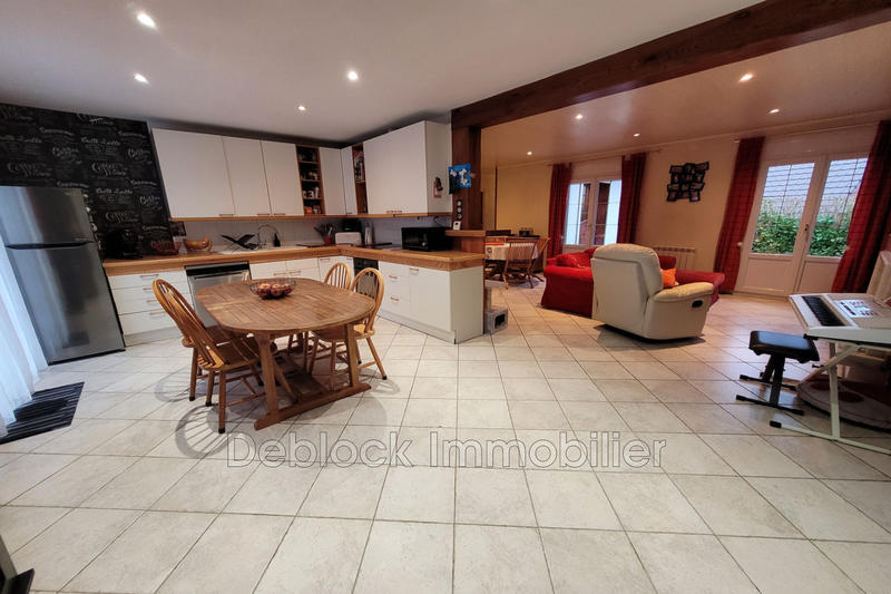 Maison - 98 m² - 4 pièces