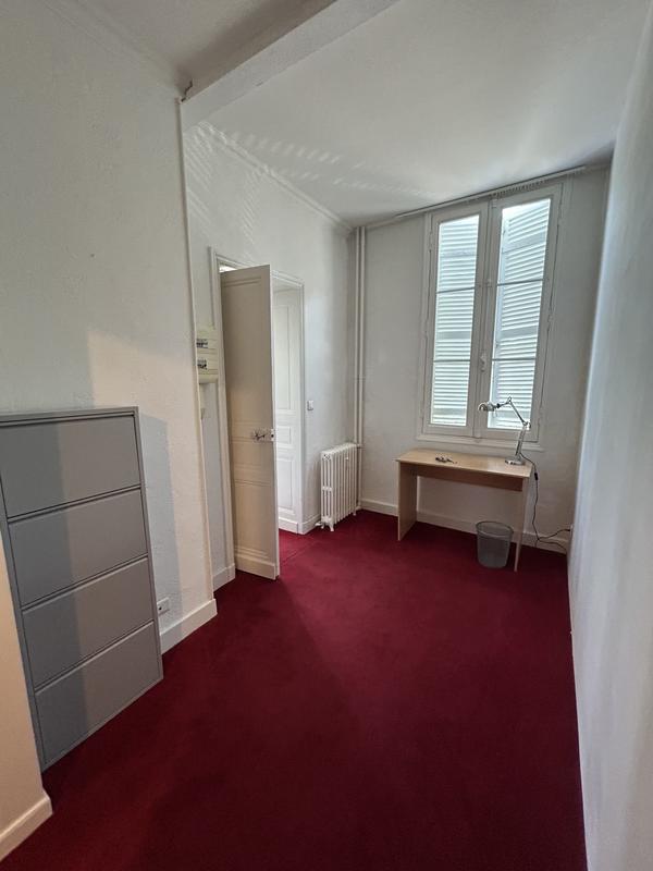 Appartement - 75 m² - 2 pièces