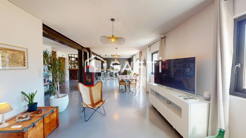 Maison - 160 m² - 5 pièces