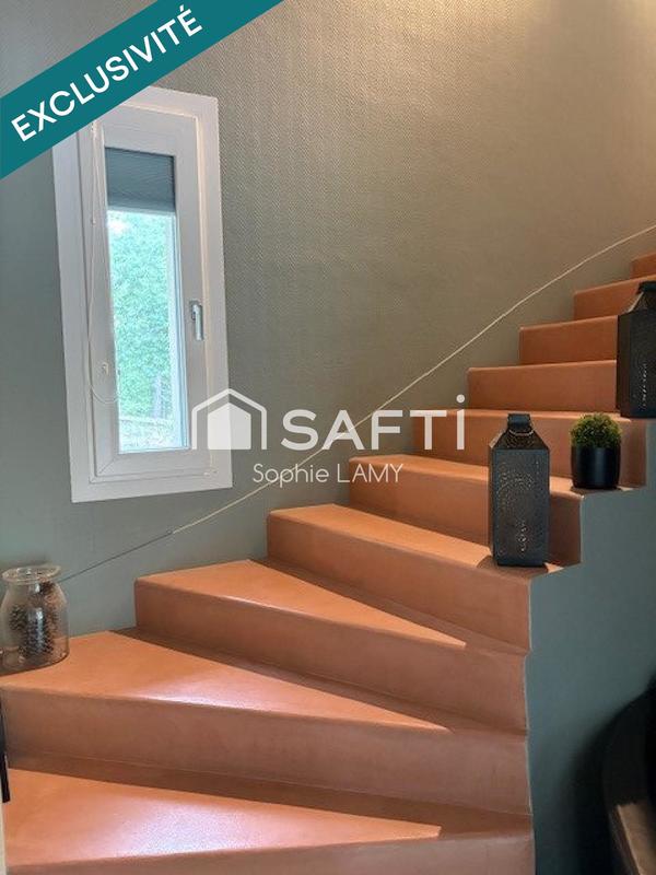 Maison - 160 m² - 5 pièces