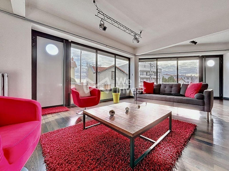 Villa - 198 m² - 7 pièces