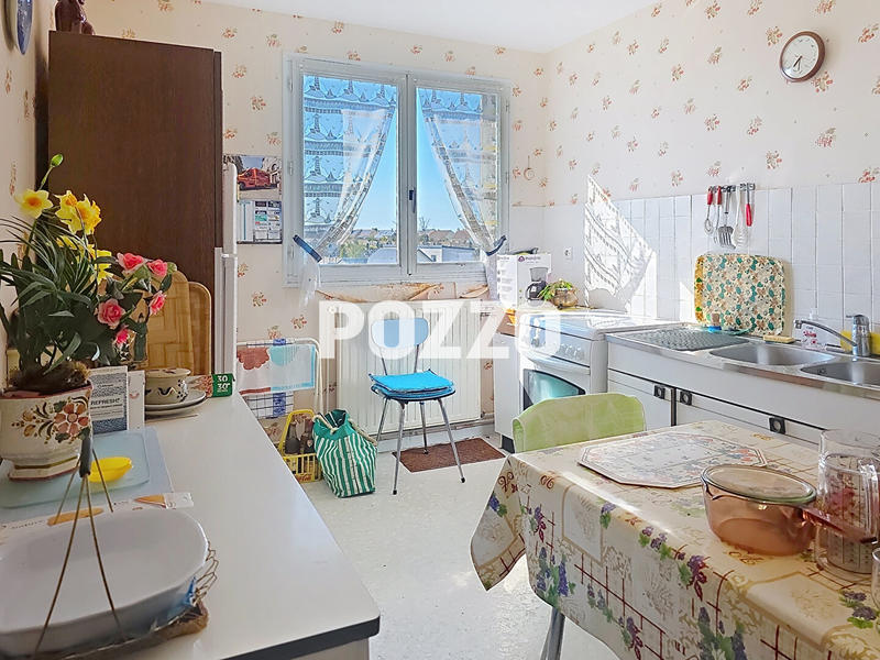 Appartement - 80 m² - 4 pièces