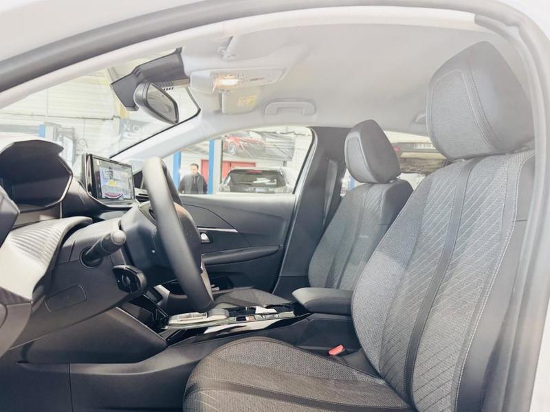 Peugeot 208 II Hybrid 110 e-Dcs6 Allure + 1920€ Options