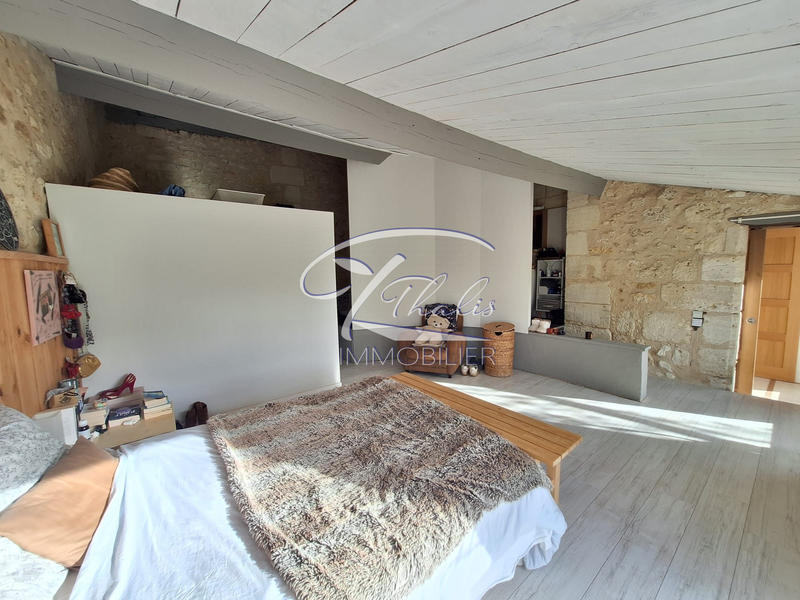 Maison ancienne - 259 m² - 8 pièces