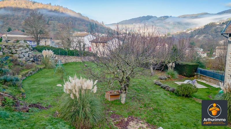 Maison - 90 m² - 3 pièces