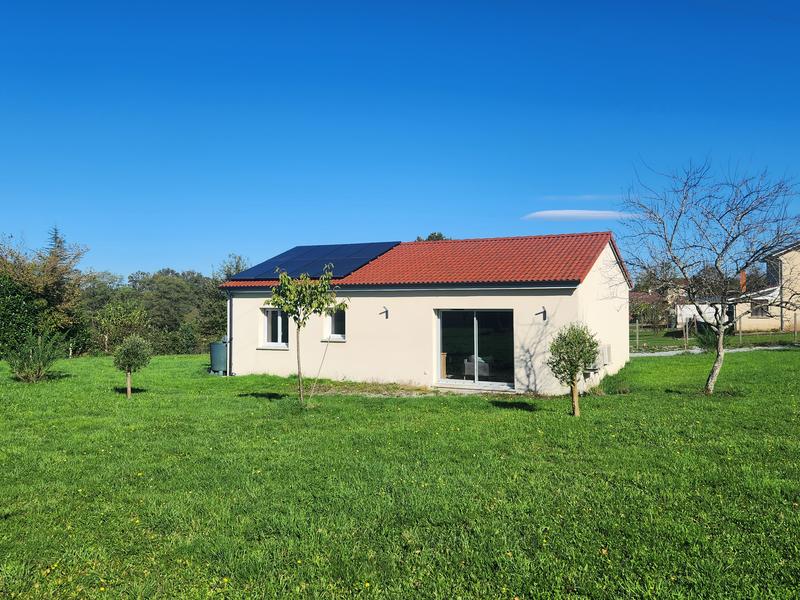 Maison - 80 m² - 5 pièces
