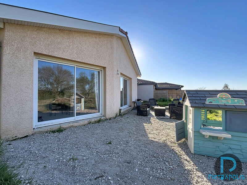 Maison - 108 m² - 4 pièces