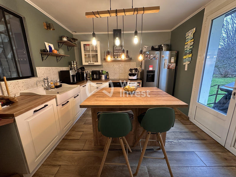 Maison - 110 m² - 6 pièces