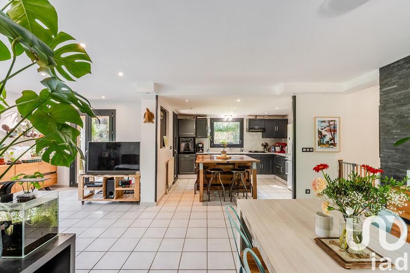 Maison - 141 m² - 6 pièces