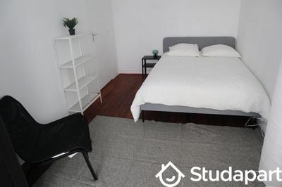 Chambre - 24 m² - 1 pièce