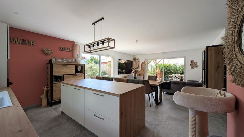 Maison contemporaine - 95 m² - 4 pièces