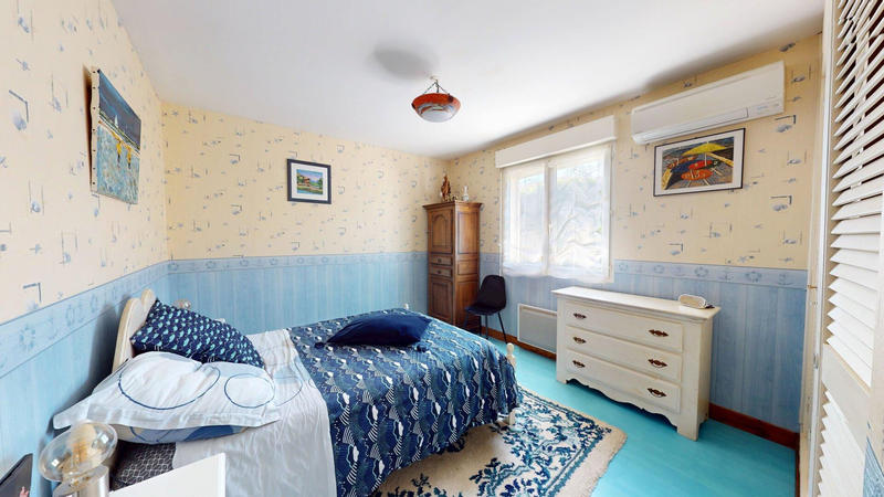 Maison - 180 m² - 6 pièces