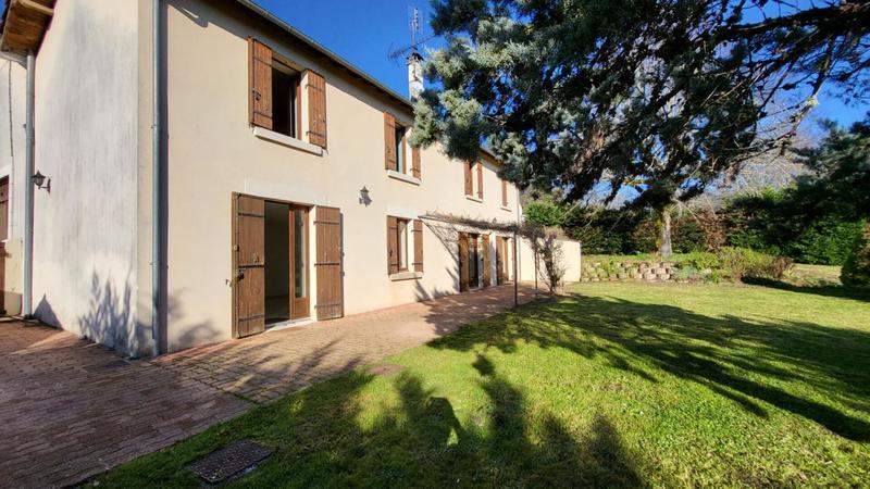 Maison - 168 m² - 6 pièces