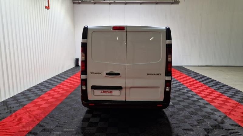 Renault Trafic l2h1 3000 kg blue dci 130 grand confort
