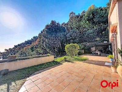 Maison - 155 m² - 6 pièces